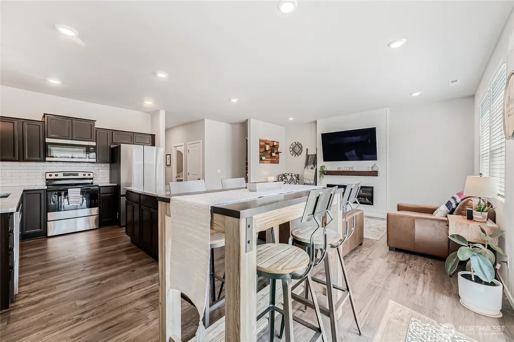 18832 109th Avenue Ct E Puyallup WA 98374
