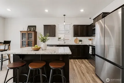 18832 109th Avenue Ct E Puyallup WA 98374