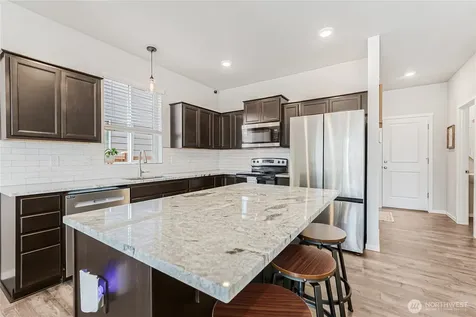 18832 109th Avenue Ct E Puyallup WA 98374