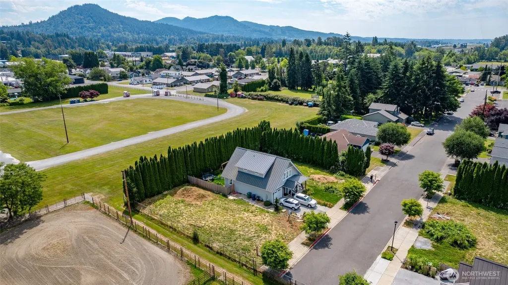 1720 S Walter Street Mount Vernon WA 98273