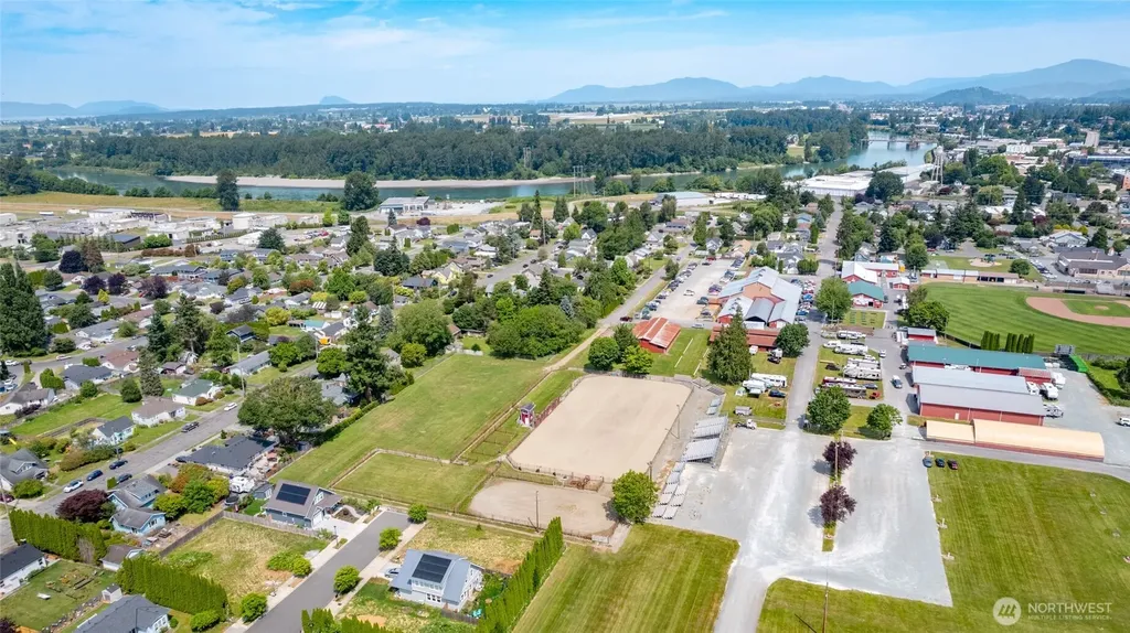 1720 S Walter Street Mount Vernon WA 98273