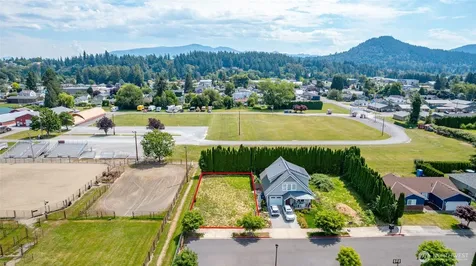 1720 S Walter Street Mount Vernon WA 98273