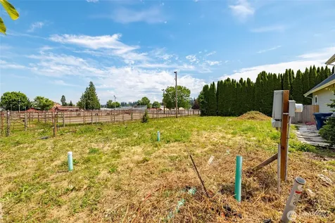 1720 S Walter Street Mount Vernon WA 98273