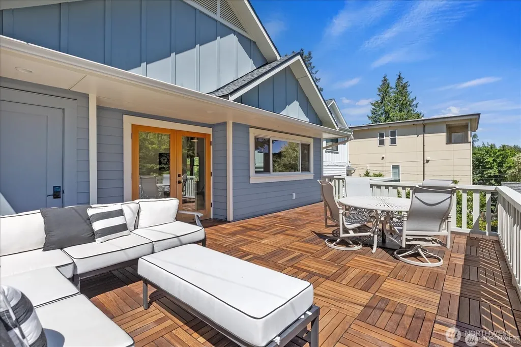 2629 E Valley Street Seattle WA 98112