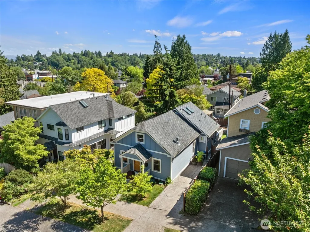 2629 E Valley Street Seattle WA 98112