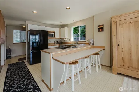 18631 E State Route 106 Belfair WA 98528