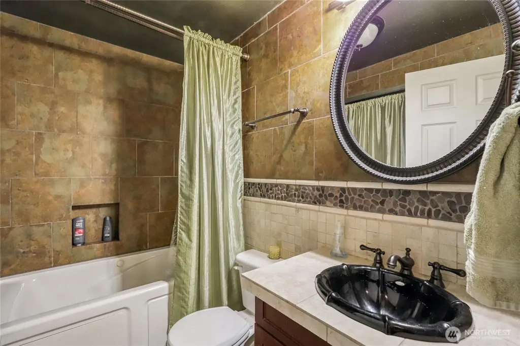 13262 NW Holly Road Bremerton WA 98312