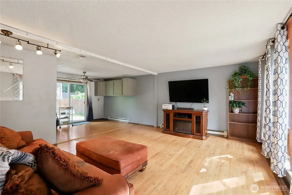13262 NW Holly Road Bremerton WA 98312