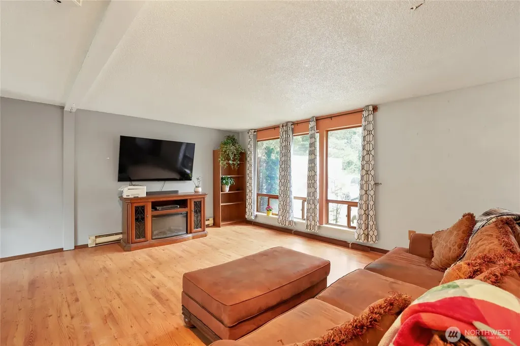 13262 NW Holly Road Bremerton WA 98312