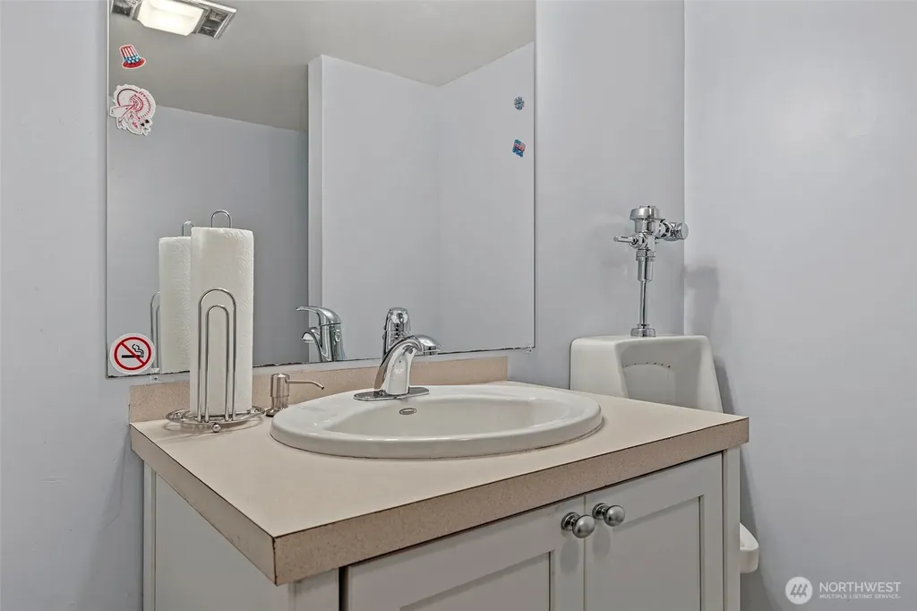 2407 NW 60th Street Seattle WA 98107