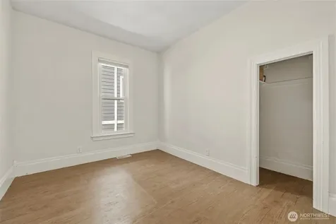 2407 NW 60th Street Seattle WA 98107