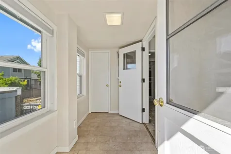 2407 NW 60th Street Seattle WA 98107
