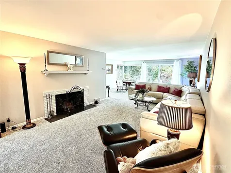 707 W Bertona Street Seattle WA 98119