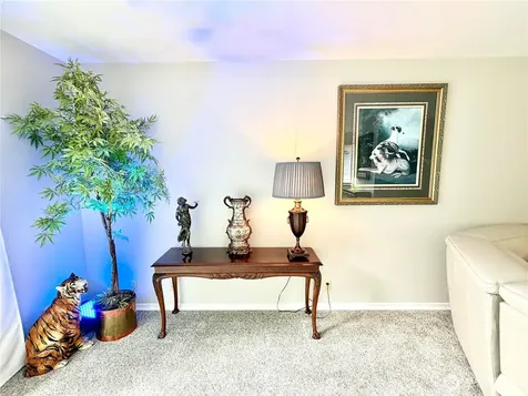 707 W Bertona Street Seattle WA 98119