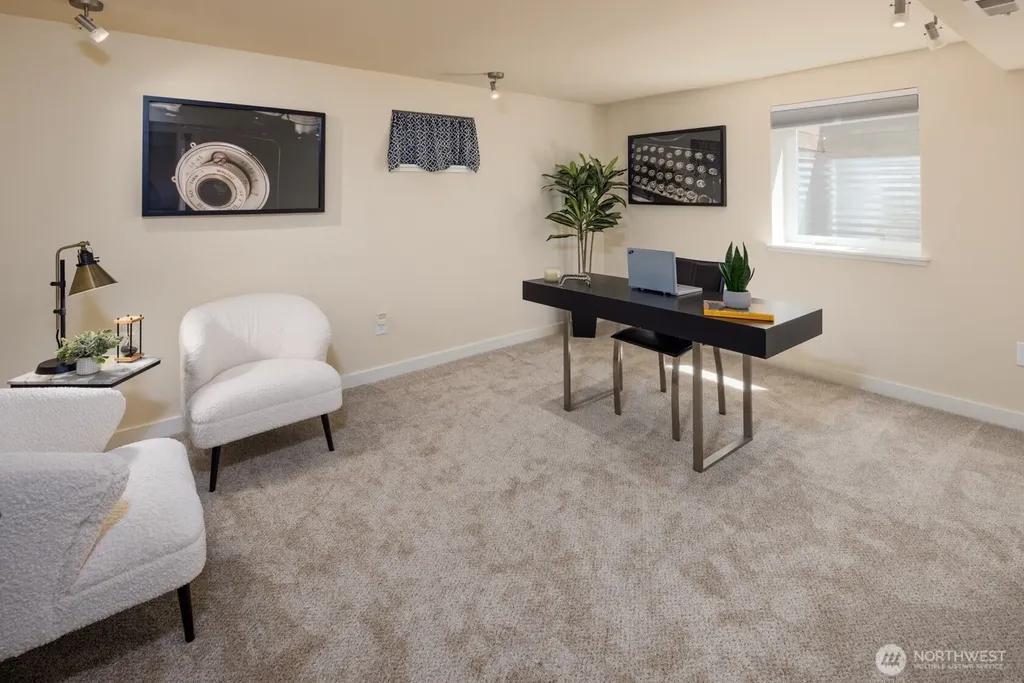 4006 32nd Avenue W Seattle WA 98199