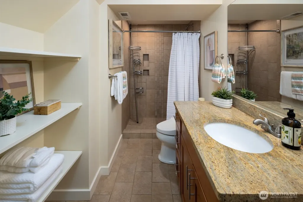 4006 32nd Avenue W Seattle WA 98199