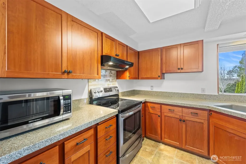 217 Alder Street Edmonds WA 98020