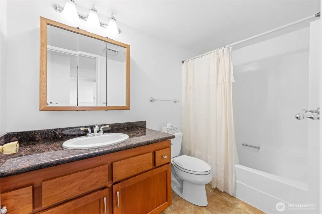 217 Alder Street Edmonds WA 98020