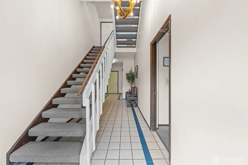 217 Alder Street Edmonds WA 98020