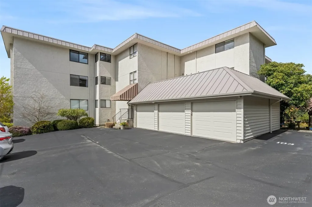 217 Alder Street Edmonds WA 98020