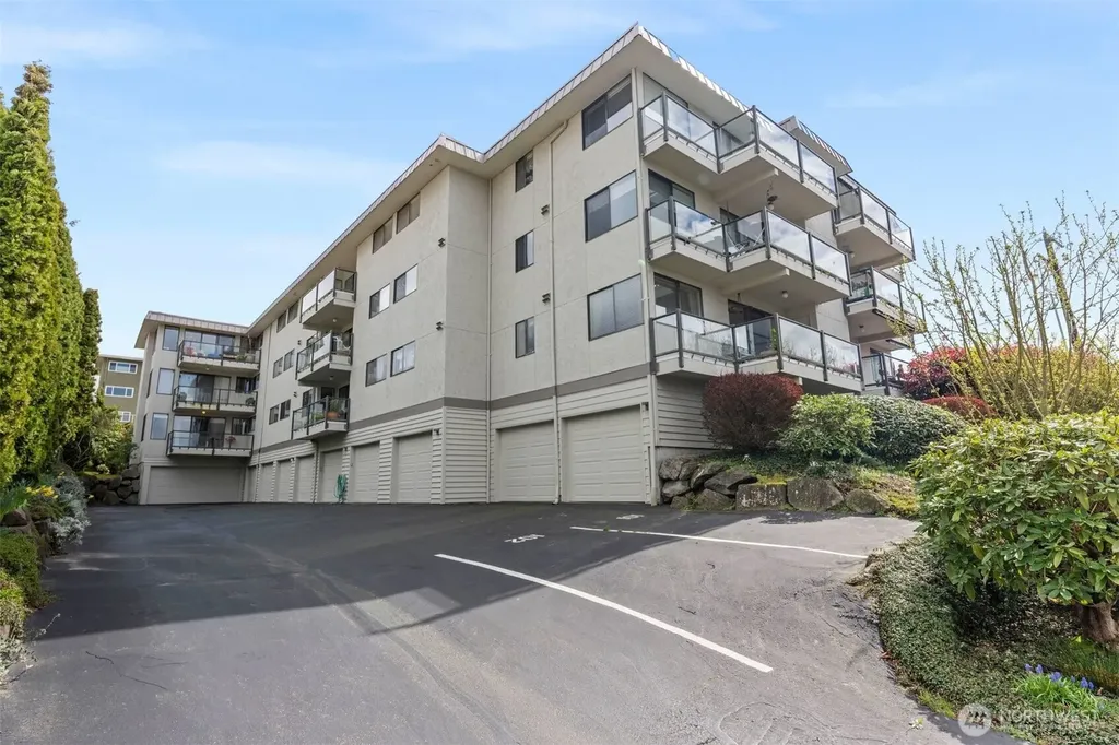 217 Alder Street Edmonds WA 98020