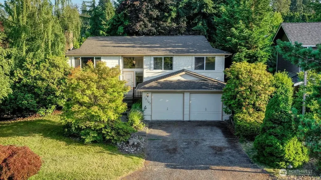 12705 SE 74th Street Newcastle WA 98056