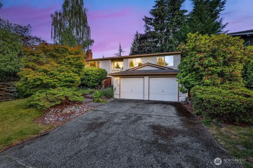 12705 SE 74th Street Newcastle WA 98056