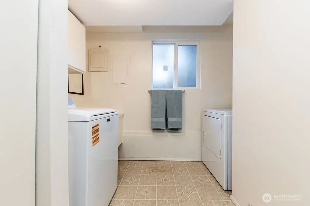 12705 SE 74th Street Newcastle WA 98056