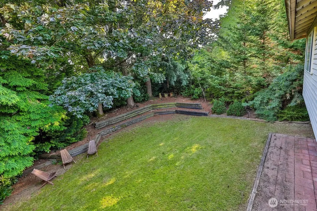 12705 SE 74th Street Newcastle WA 98056