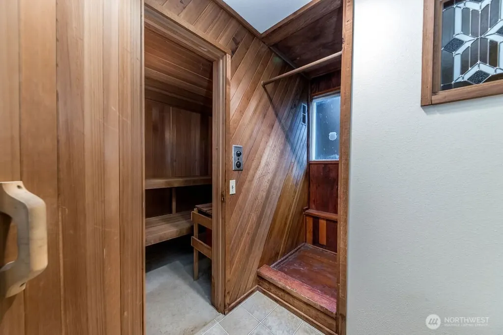 12705 SE 74th Street Newcastle WA 98056
