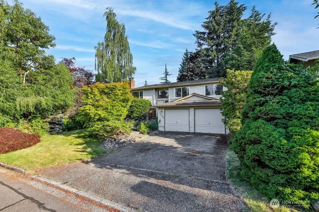 12705 SE 74th Street Newcastle WA 98056