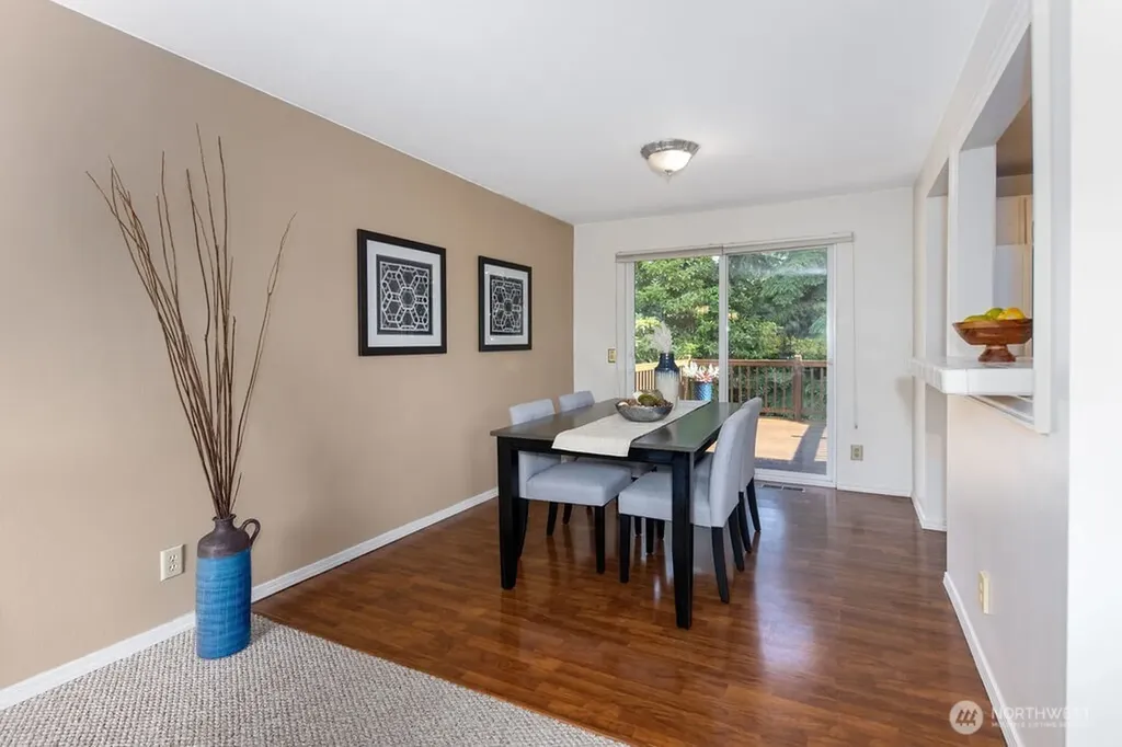 12705 SE 74th Street Newcastle WA 98056