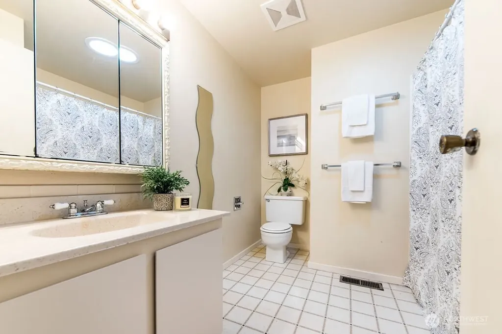 12705 SE 74th Street Newcastle WA 98056