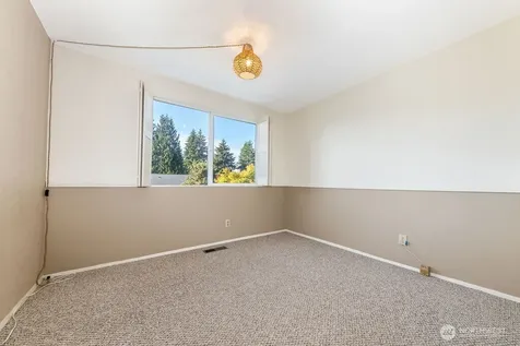 12705 SE 74th Street Newcastle WA 98056