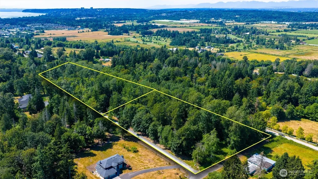 16 Harvey Road Blaine WA 98230