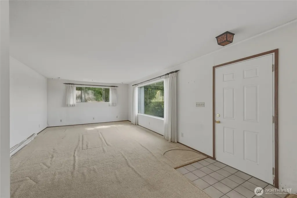 16 Harvey Road Blaine WA 98230
