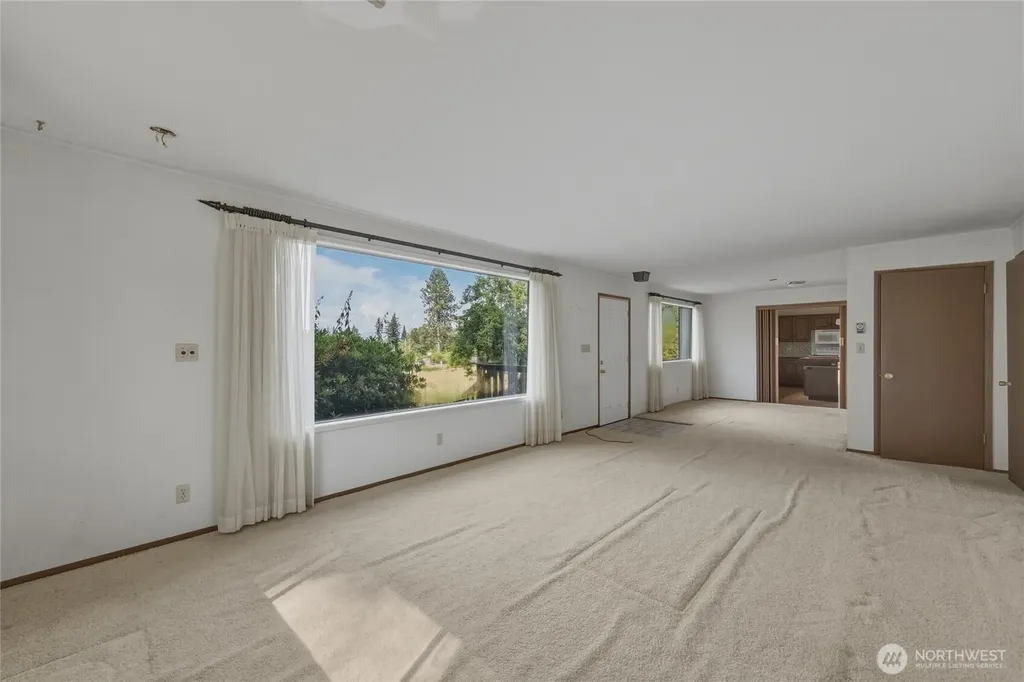16 Harvey Road Blaine WA 98230