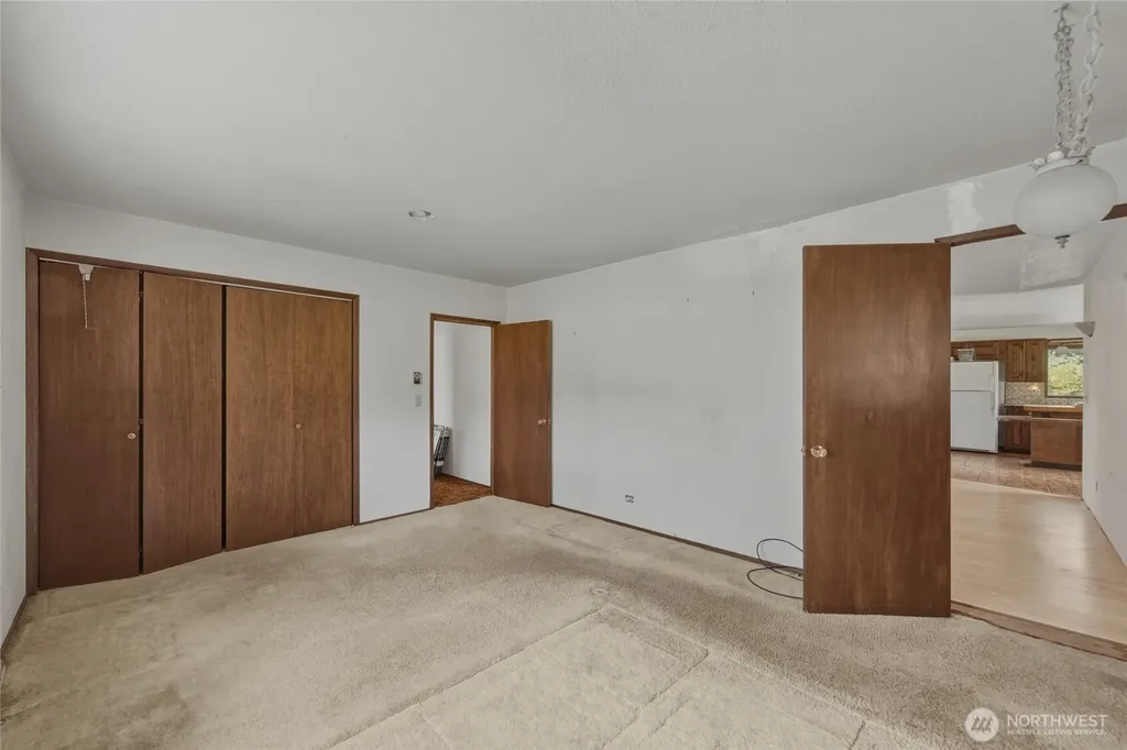 16 Harvey Road Blaine WA 98230