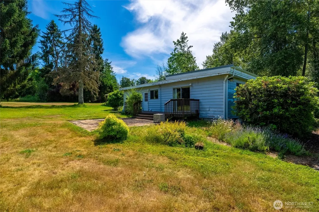 16 Harvey Road Blaine WA 98230