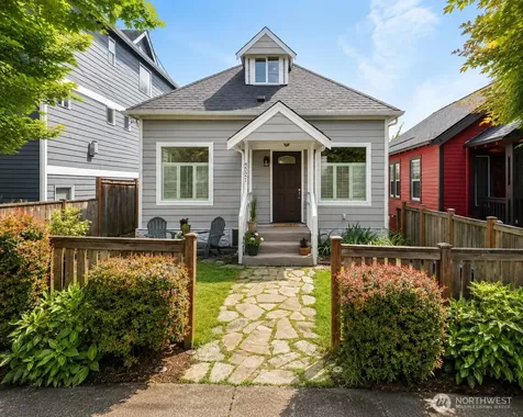 4521 S Findlay Street Seattle WA 98118