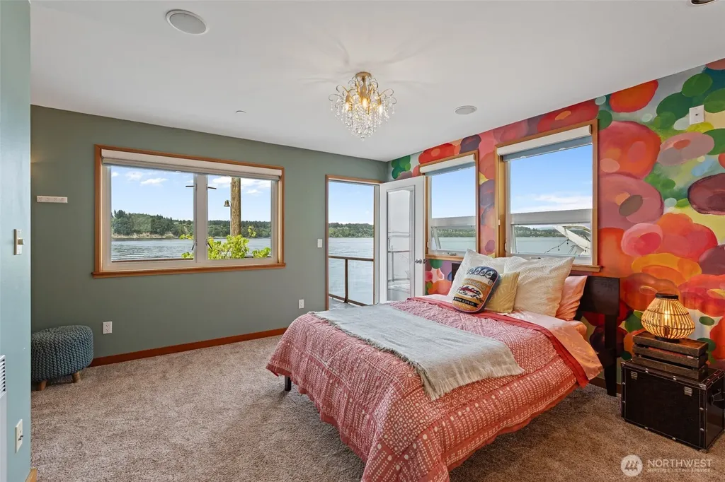 15 N Salmon Beach Tacoma WA 98407