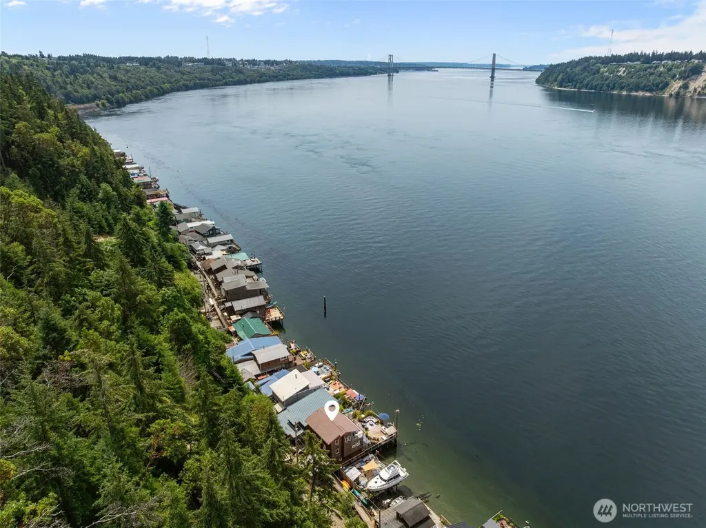 15 N Salmon Beach Tacoma WA 98407