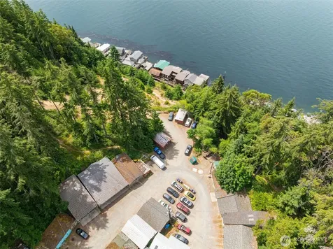 15 N Salmon Beach Tacoma WA 98407