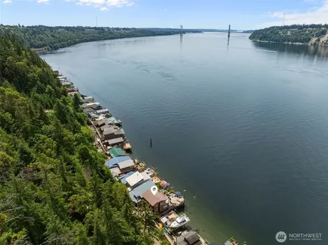 15 N Salmon Beach Tacoma WA 98407