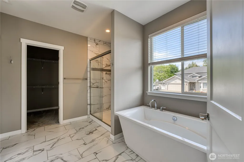 768 NW Ashford Loop Bremerton WA 98311