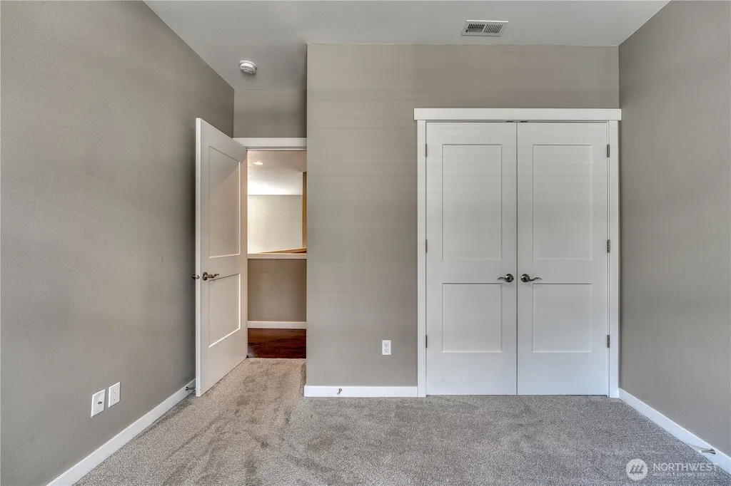 768 NW Ashford Loop Bremerton WA 98311