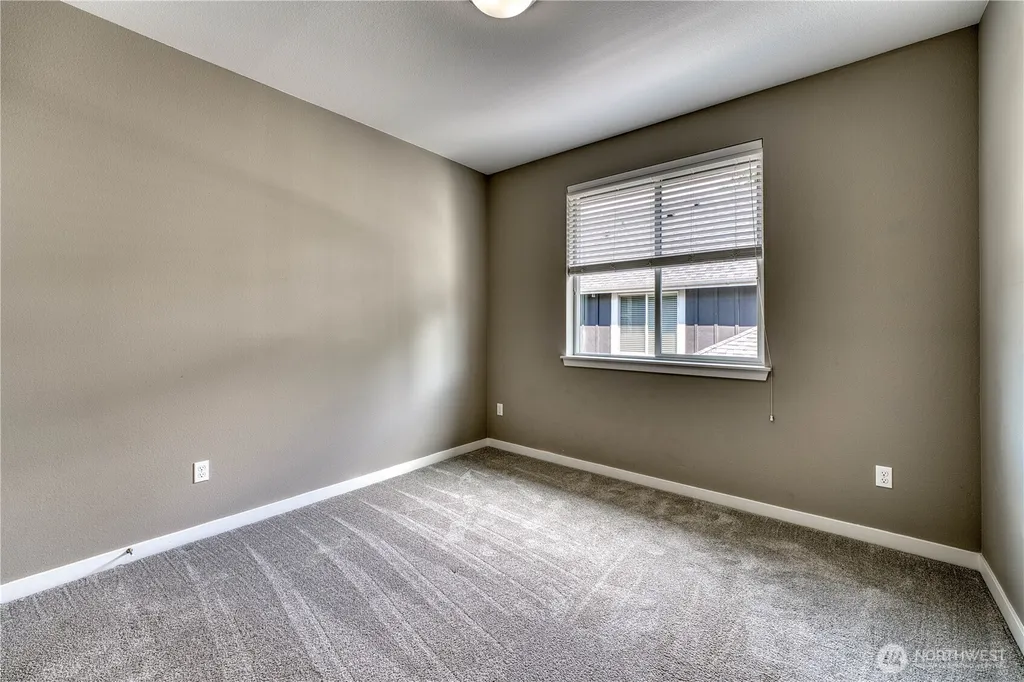 768 NW Ashford Loop Bremerton WA 98311