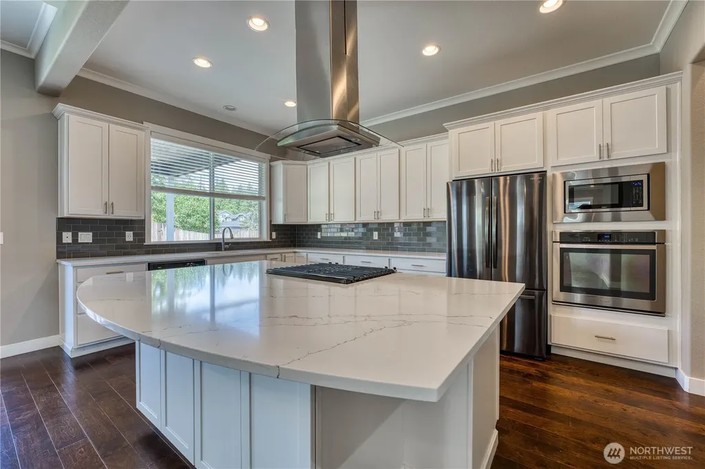 768 NW Ashford Loop Bremerton WA 98311