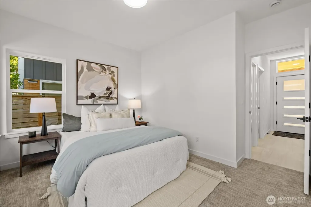 1704 N 47th Street Seattle WA 98103