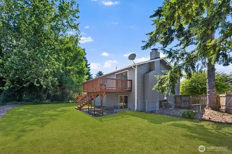 25327 33rd Place S Kent WA 98032